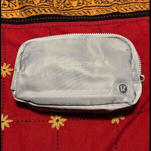 Lululemon Belt Bag 1L Everywhere Belt Bag Gray